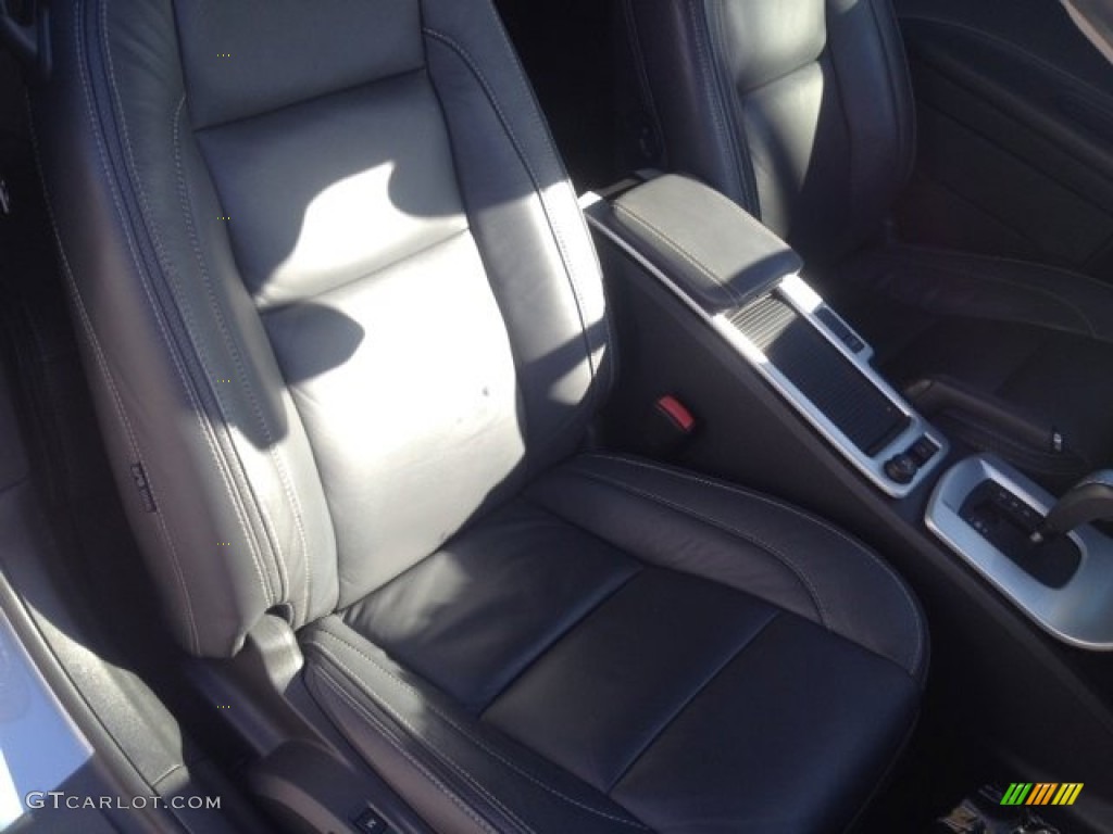 2011 C70 T5 - Electric Silver Metallic / Soverign Hide Off Black Leather/Off Black photo #10