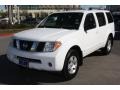 2006 Avalanche White Nissan Pathfinder S  photo #3