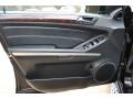 Black - GL 450 4Matic Photo No. 20