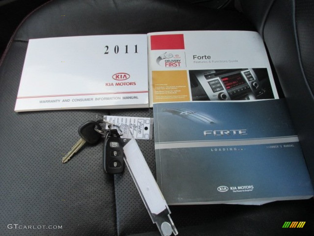 2011 Kia Forte SX Books/Manuals Photo #89802179