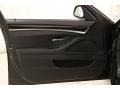 Black Sapphire Metallic - 5 Series 550i xDrive Sedan Photo No. 4