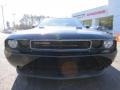 Pitch Black - Challenger SXT Photo No. 2