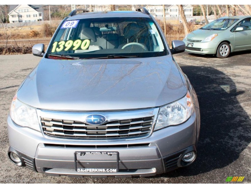 2009 Forester 2.5 X Limited - Steel Silver Metallic / Platinum photo #2