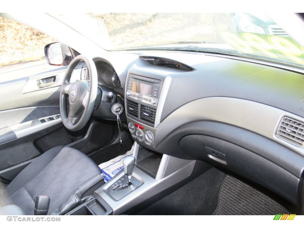 2010 Forester 2.5 X Premium - Spark Silver Metallic / Black photo #9