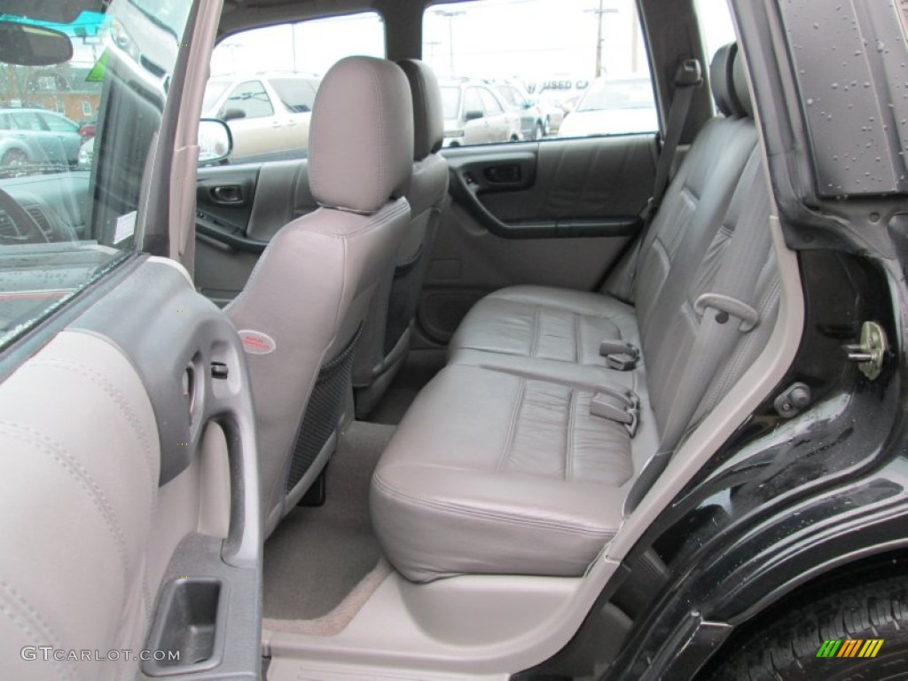 2002 Subaru Forester 2.5 S Rear Seat Photos