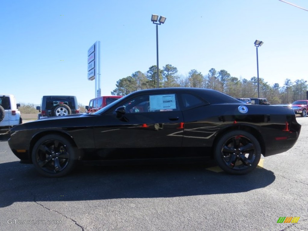 2014 Challenger SXT Plus - Black / Dark Slate Gray photo #4