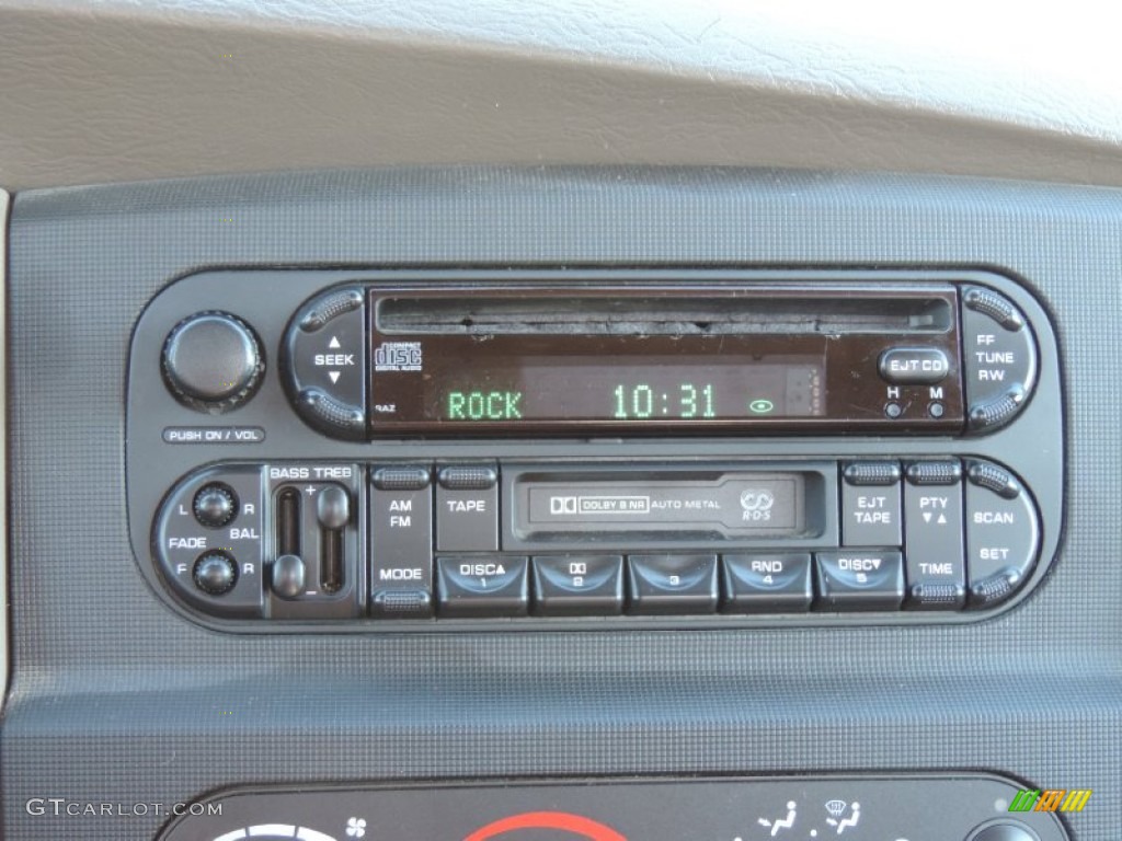 2003 Dodge Ram 1500 SLT Quad Cab Audio System Photo #89812148