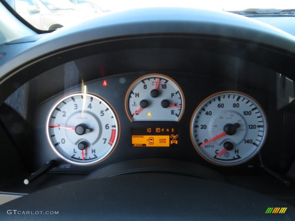 2014 Nissan Titan Pro-4X Crew Cab 4x4 Gauges Photo #89815559