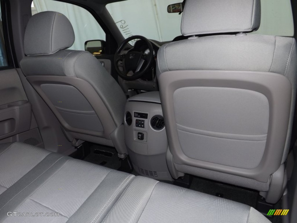 2014 Pilot LX - Modern Steel Metallic / Gray photo #27