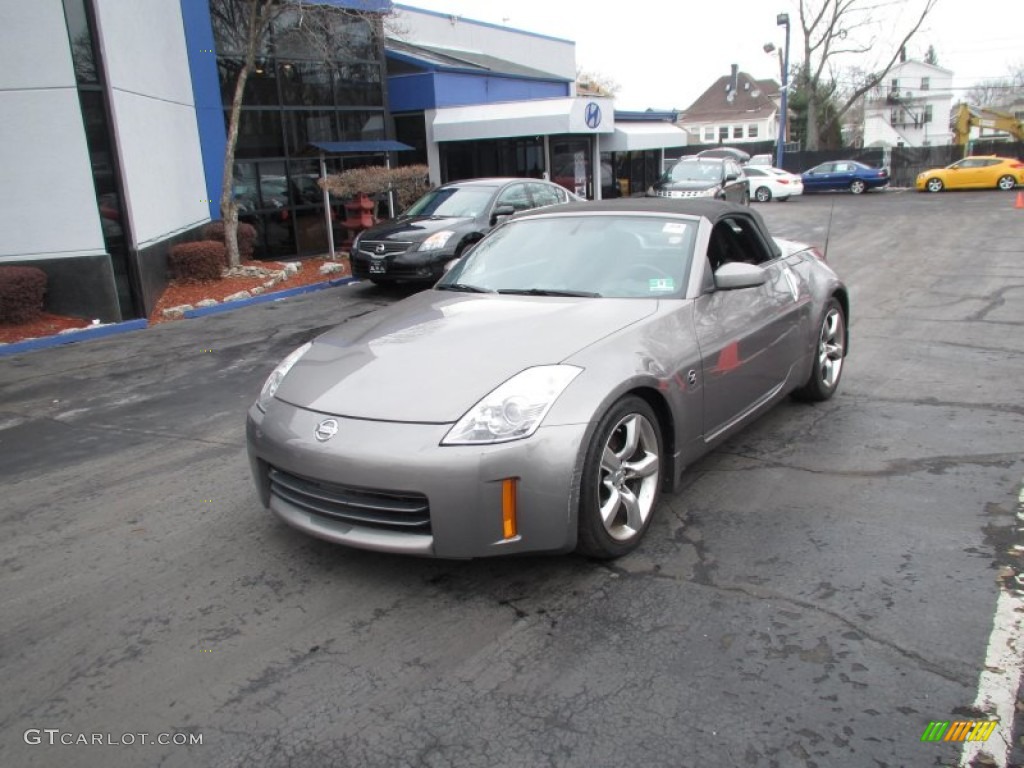 2007 350Z Enthusiast Roadster - Carbon Silver Metallic / Charcoal photo #2