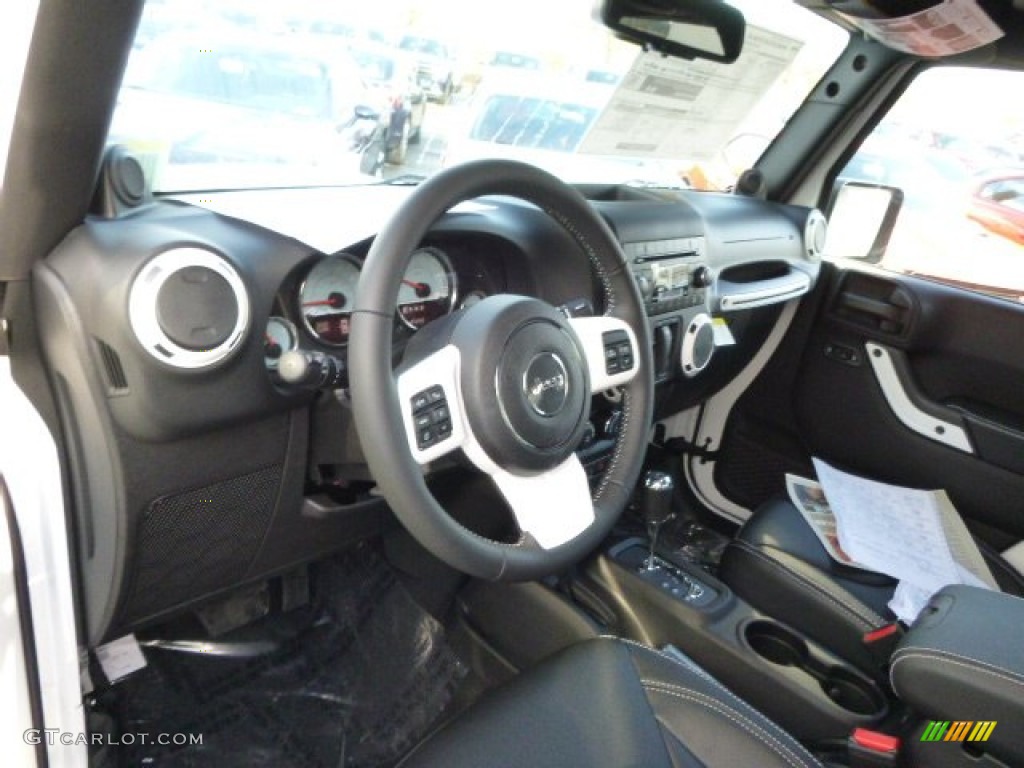 2014 Jeep Wrangler Polar Edition 4x4 Interior Color Photos