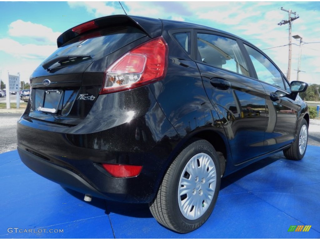 Tuxedo Black 2014 Ford Fiesta S Hatchback Exterior Photo #89825333