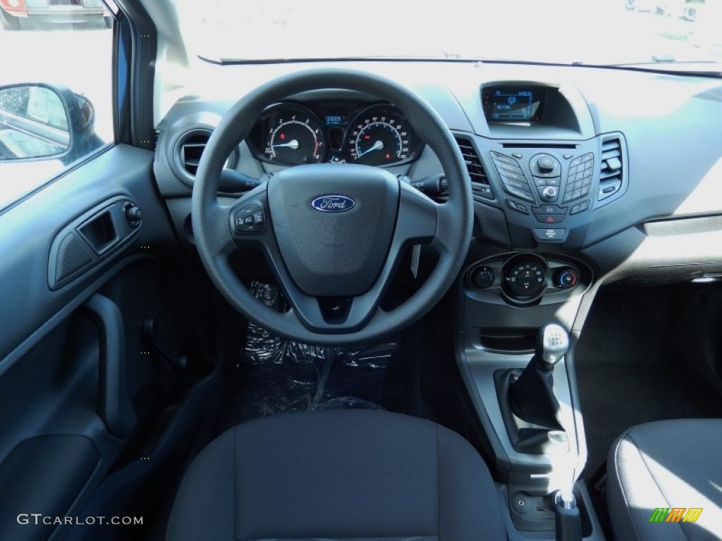 2014 Ford Fiesta S Hatchback Dashboard Photos