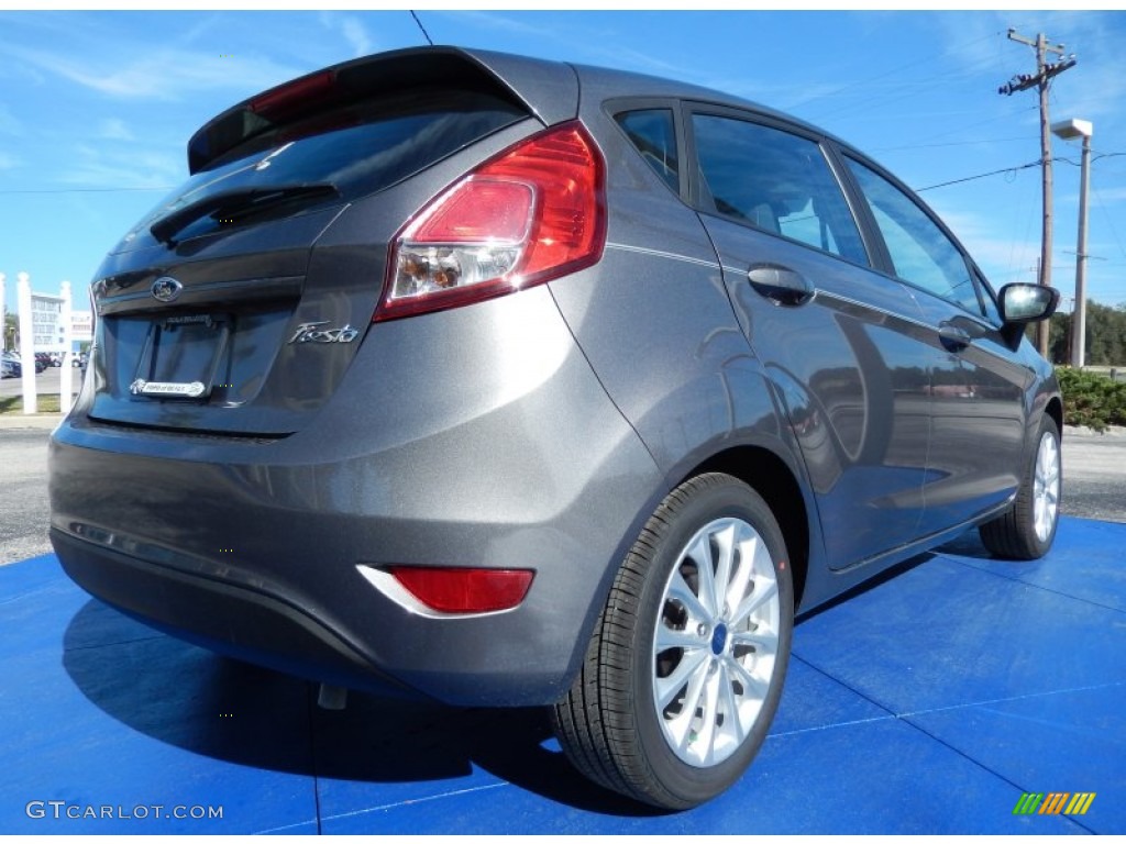 2014 Fiesta SE Hatchback - Storm Gray / Charcoal Black photo #3