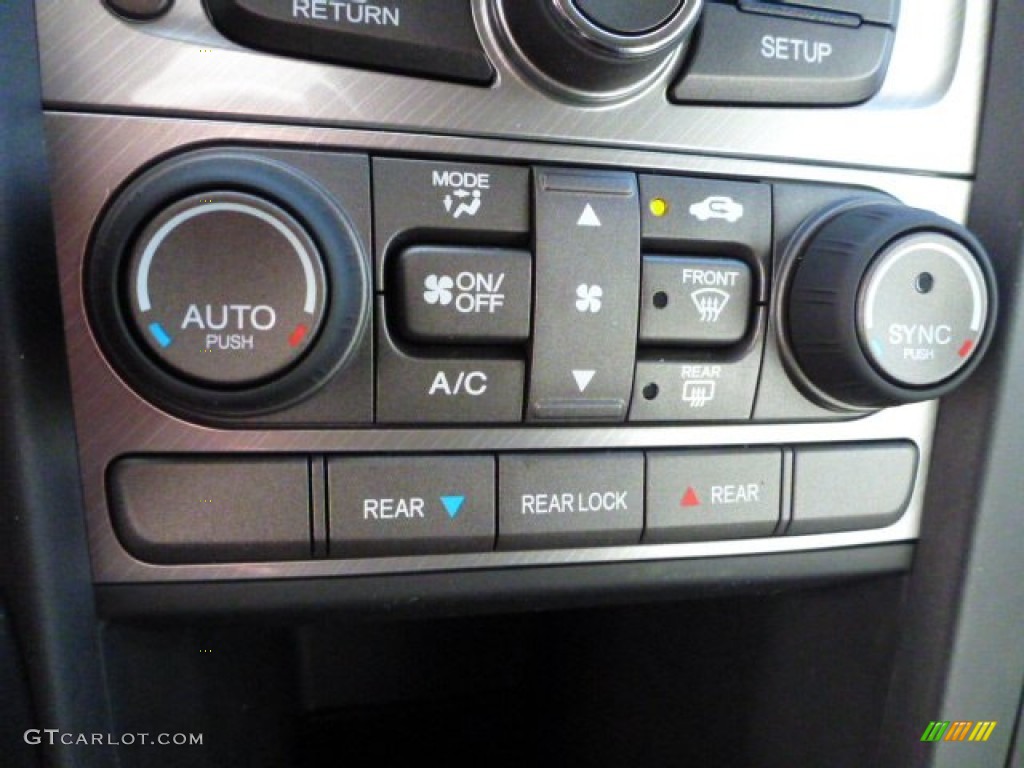 2014 Honda Pilot LX 4WD Controls Photo #89830514