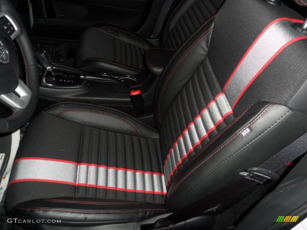 R/T Black Interior 2014 Dodge Avenger R/T Photo #89831972