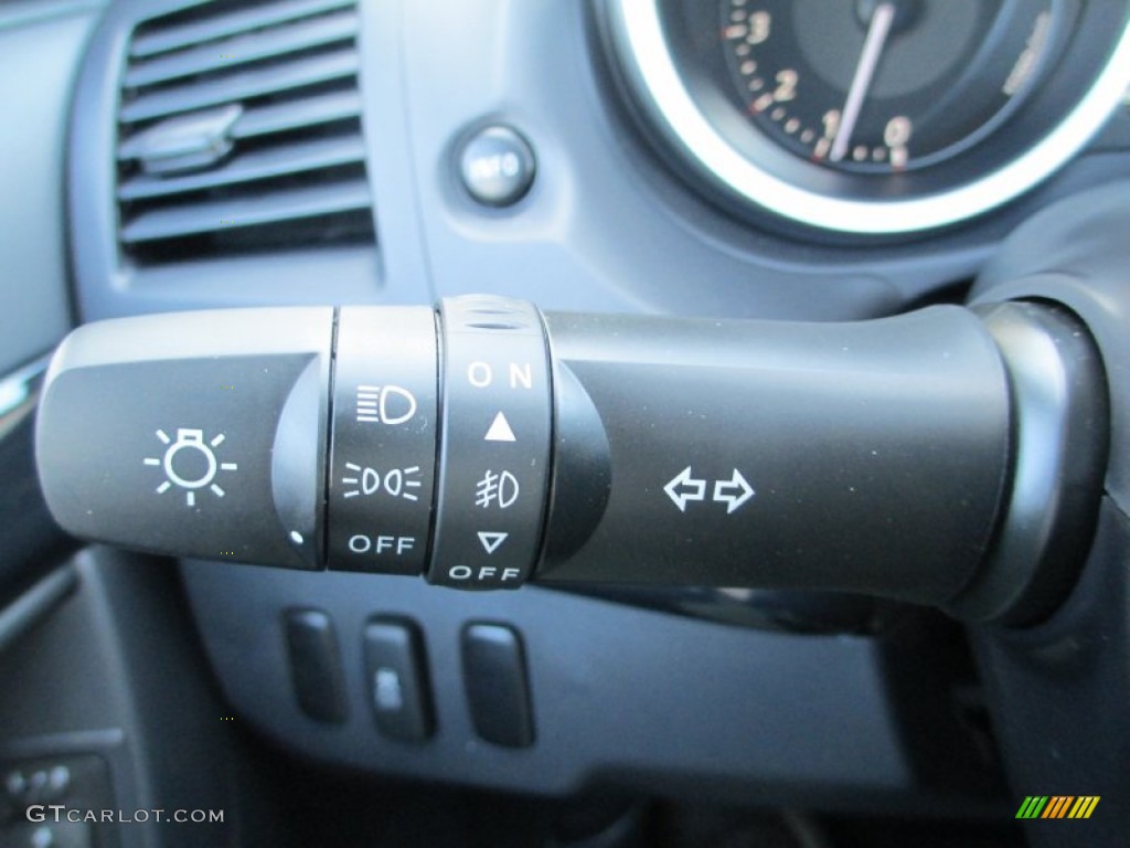2014 Mitsubishi Lancer Evolution GSR Controls Photo #89837345