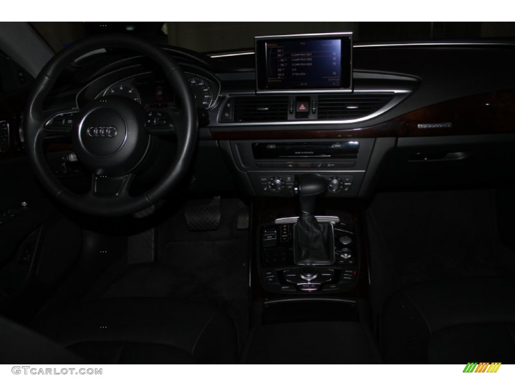 2012 A7 3.0T quattro Premium - Brilliant Black / Black photo #30