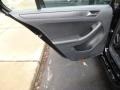 Black - Jetta SE Sedan Photo No. 13