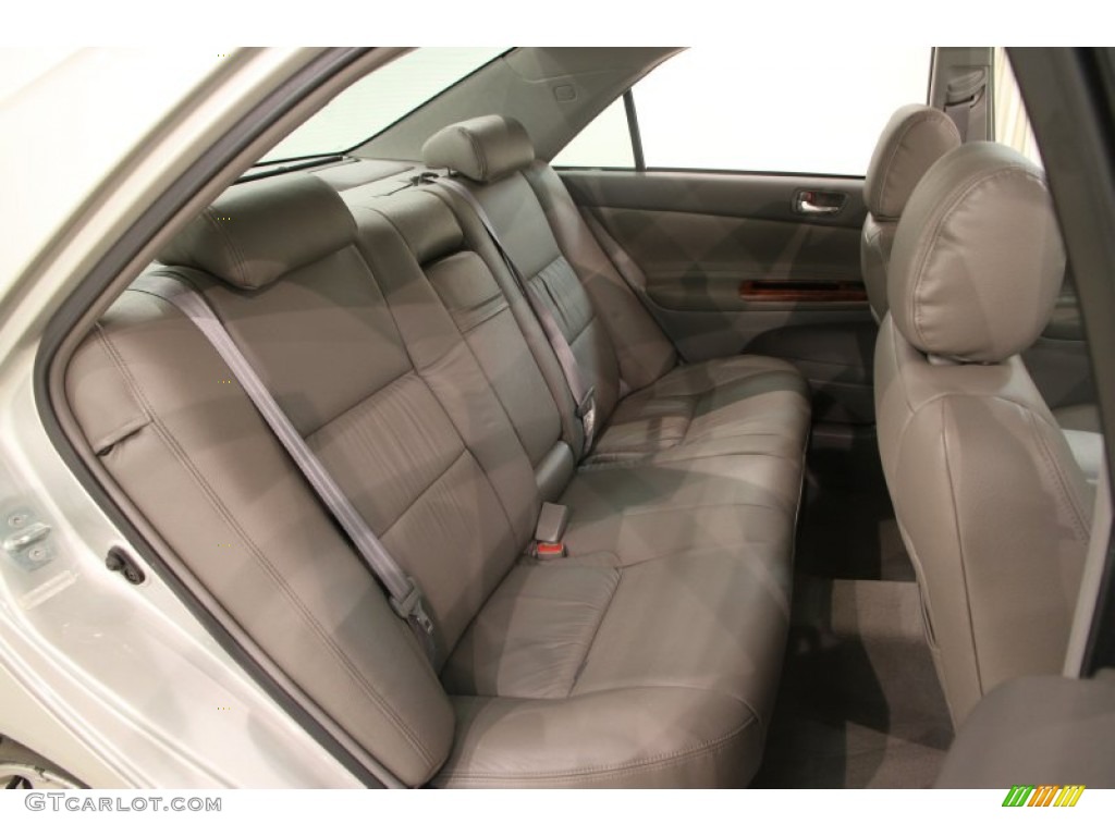 2003 Toyota Camry XLE Rear Seat Photos