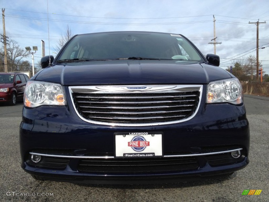 2014 Town & Country Touring - True Blue Pearl / Black/Light Graystone photo #2