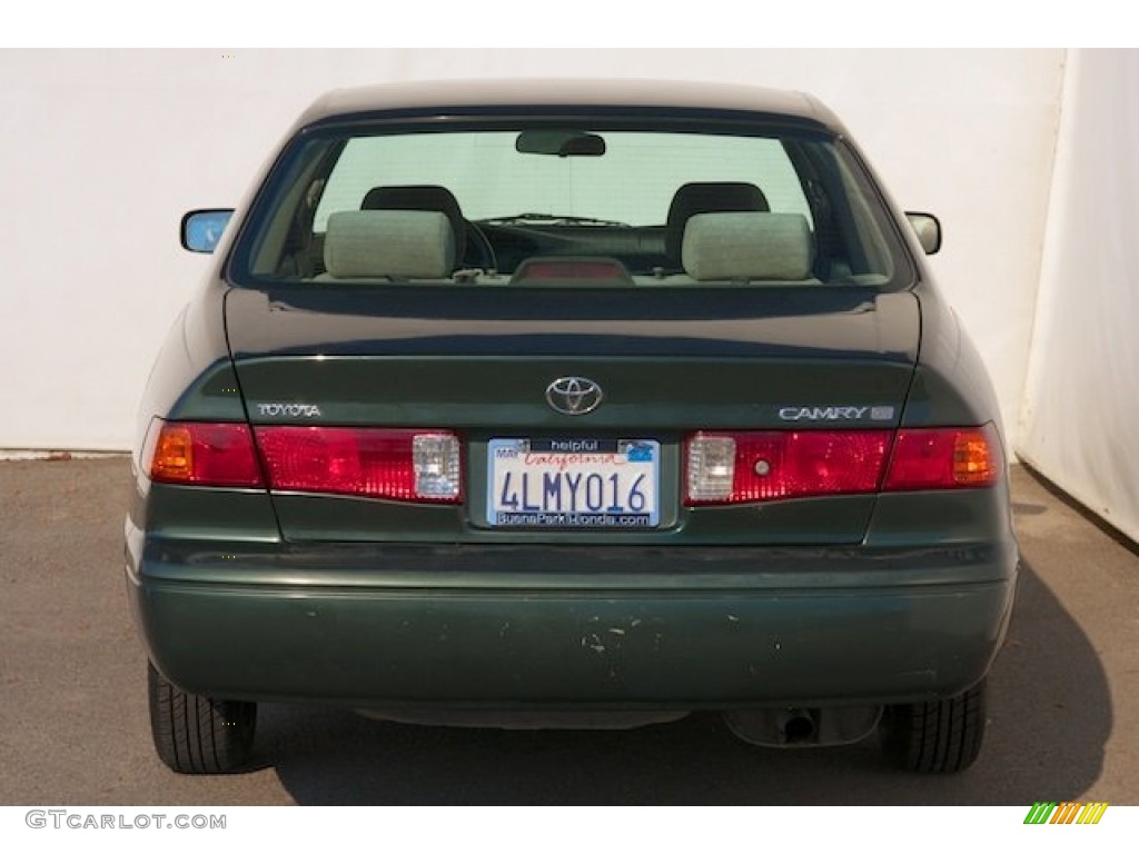 2000 Camry CE - Woodland Pearl / Oak photo #10