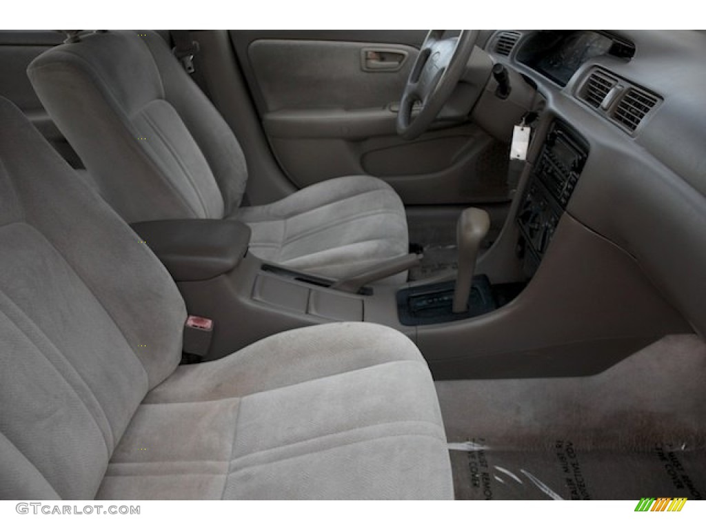 2000 Camry CE - Woodland Pearl / Oak photo #19