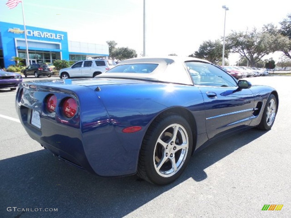 2004 Corvette Convertible - LeMans Blue Metallic / Light Oak photo #7