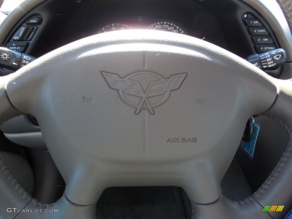 2004 Corvette Convertible - LeMans Blue Metallic / Light Oak photo #20