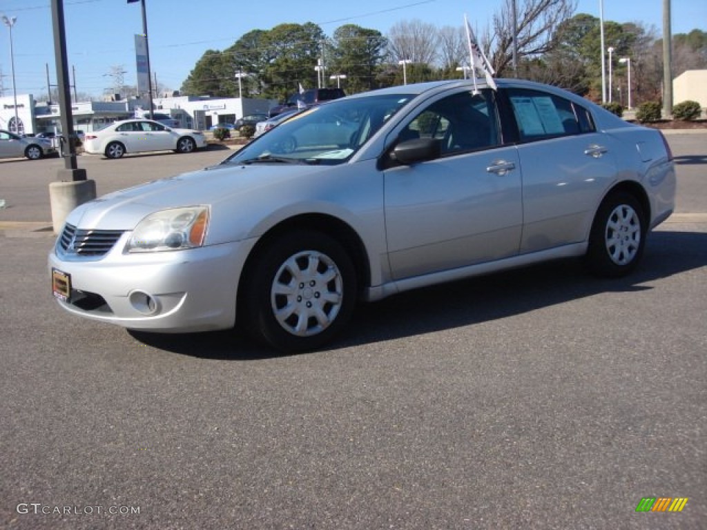 2007 Galant ES - Liquid Silver Metallic / Gray photo #2