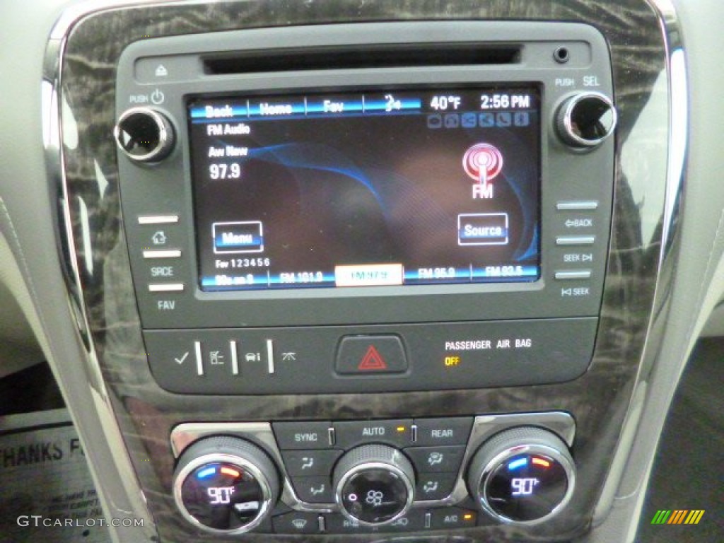 2014 Buick Enclave Convenience AWD Controls Photo #89863344