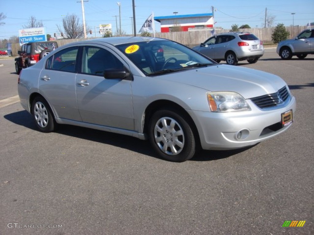 2007 Galant ES - Liquid Silver Metallic / Gray photo #7