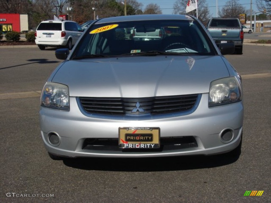 2007 Galant ES - Liquid Silver Metallic / Gray photo #8