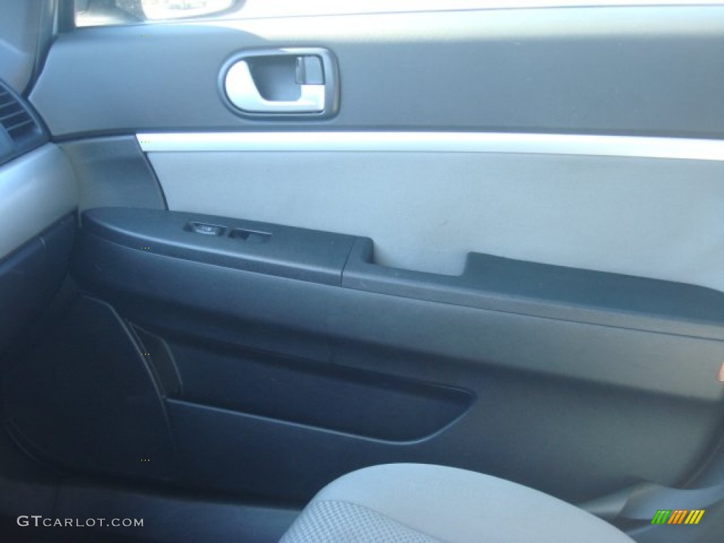 2007 Galant ES - Liquid Silver Metallic / Gray photo #20