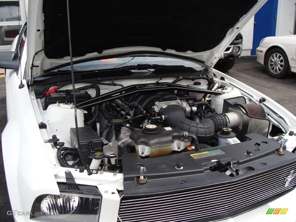 2007 Mustang Shelby GT Coupe - Performance White / Dark Charcoal photo #25