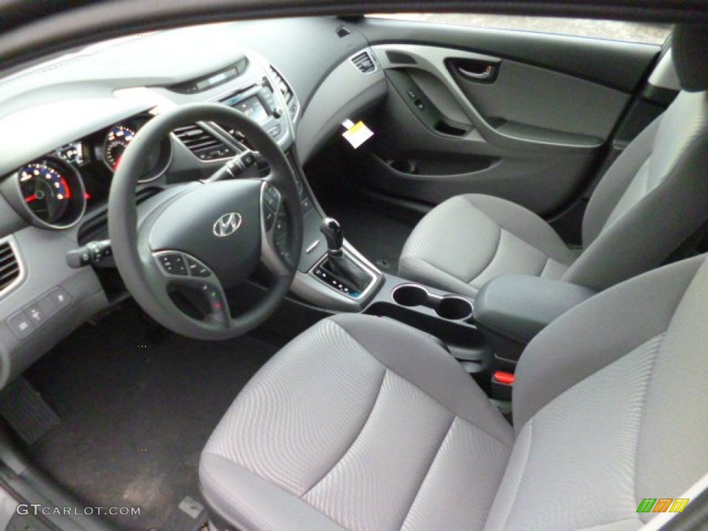 Gray Interior 2014 Hyundai Elantra SE Sedan Photo #89866126