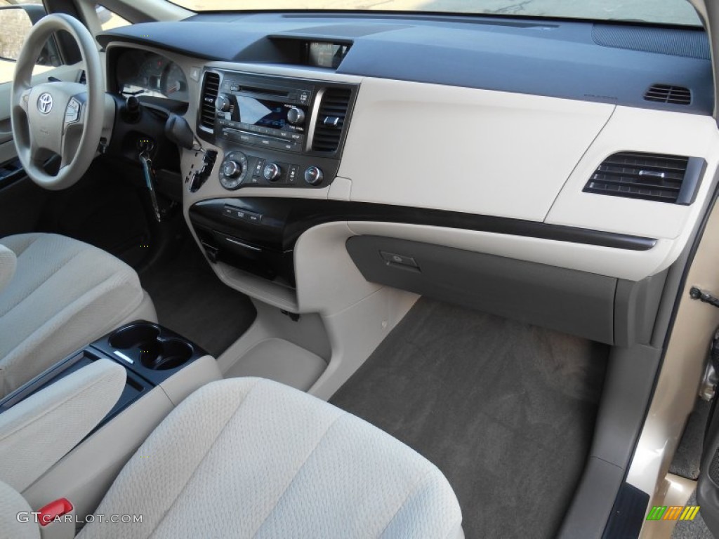 2011 Toyota Sienna LE Dashboard Photos