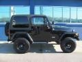 Black - Wrangler X 4x4 Photo No. 2