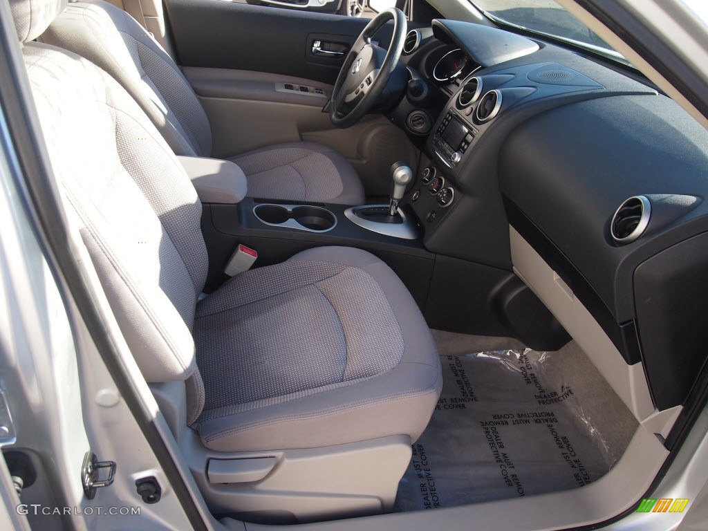 2011 Rogue SV - Silver Ice Metallic / Gray photo #3