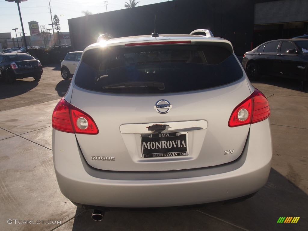 2011 Rogue SV - Silver Ice Metallic / Gray photo #9