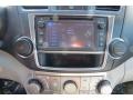 2013 Classic Silver Metallic Toyota Highlander V6 4WD  photo #16