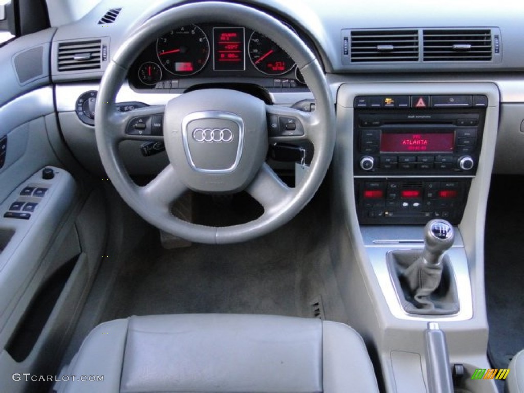 2007 Audi A4 2.0T quattro Sedan Platinum Dashboard Photo #89869400