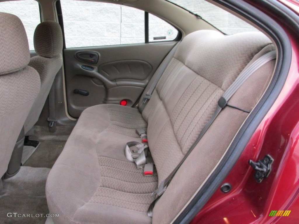 Dark Taupe Interior 2002 Pontiac Grand Am SE Sedan Photo #89872597