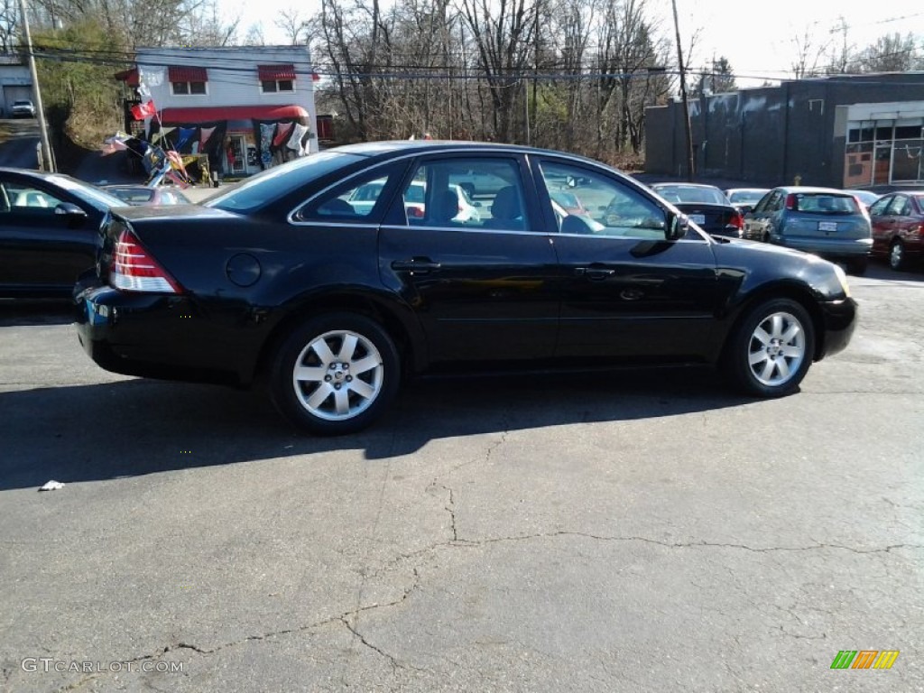 2005 Montego Luxury - Black / Shale photo #8