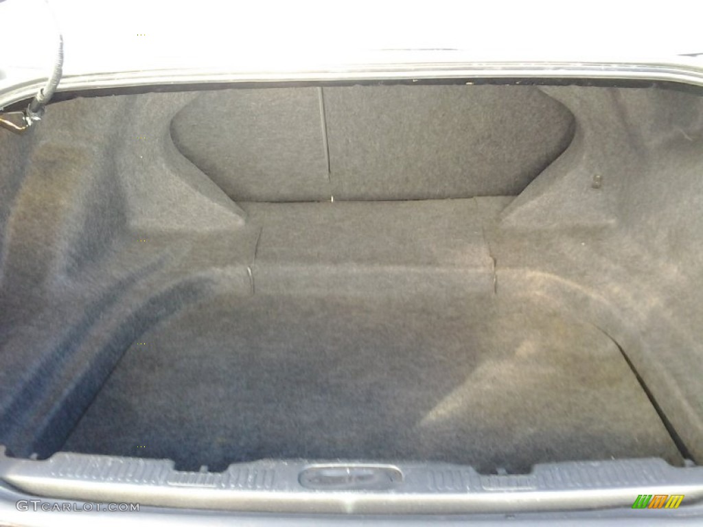 2005 Montego Luxury - Black / Shale photo #19