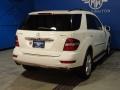 Arctic White - ML 350 4Matic Photo No. 8