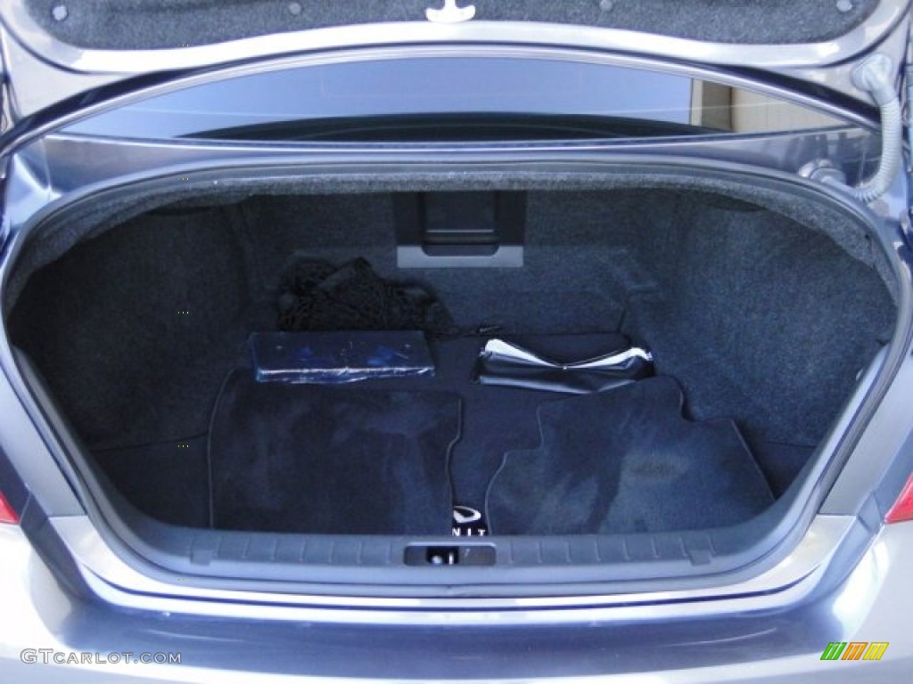 2011 Infiniti M 37 S Sedan Trunk Photos