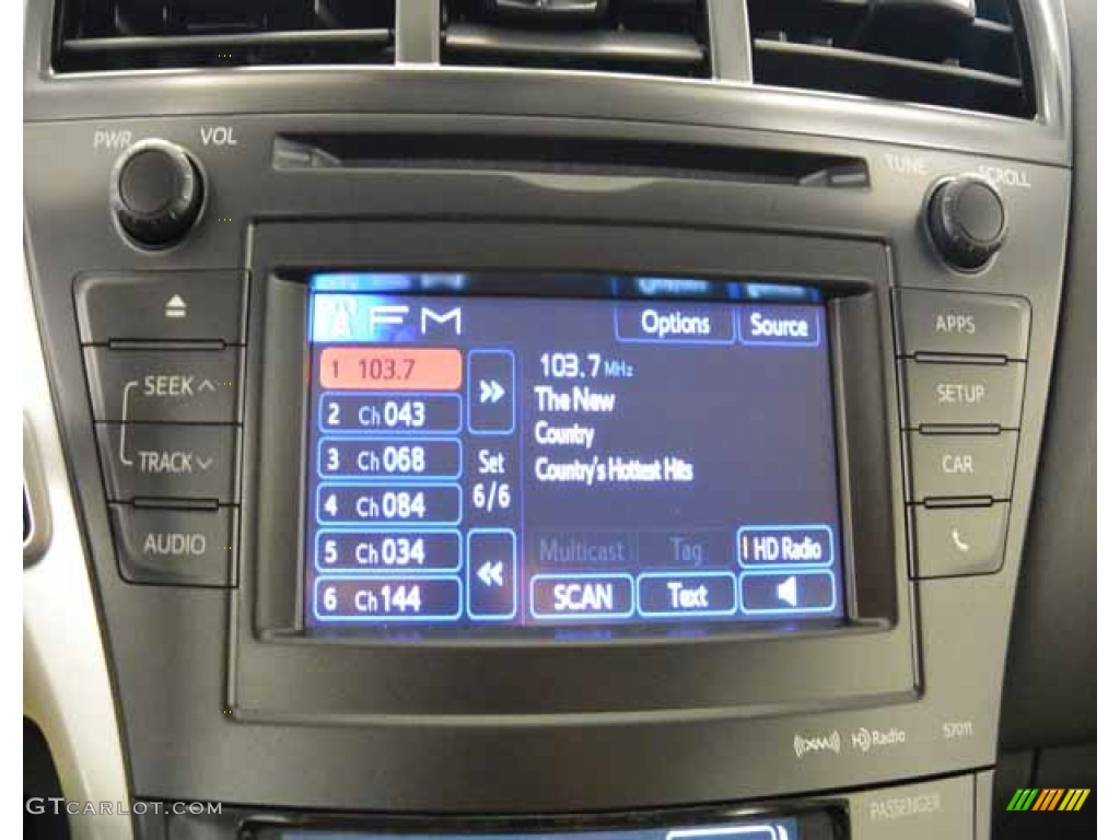 2014 Prius v Three - Black / Dark Gray photo #18