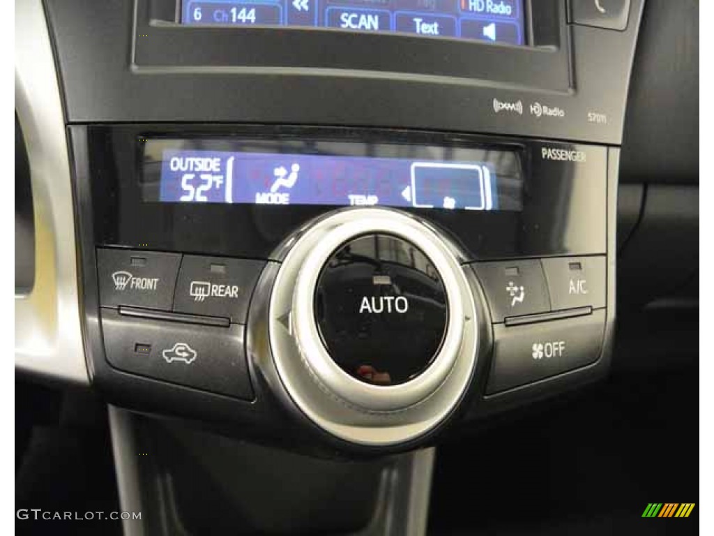 2014 Prius v Three - Black / Dark Gray photo #19