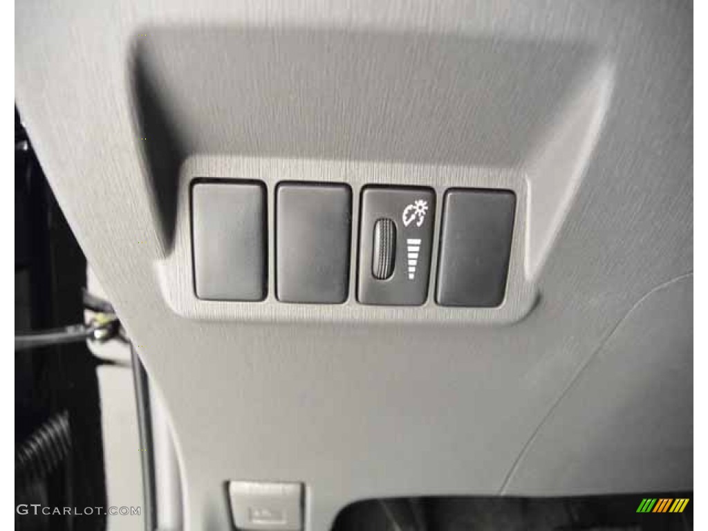 2014 Prius v Three - Black / Dark Gray photo #28
